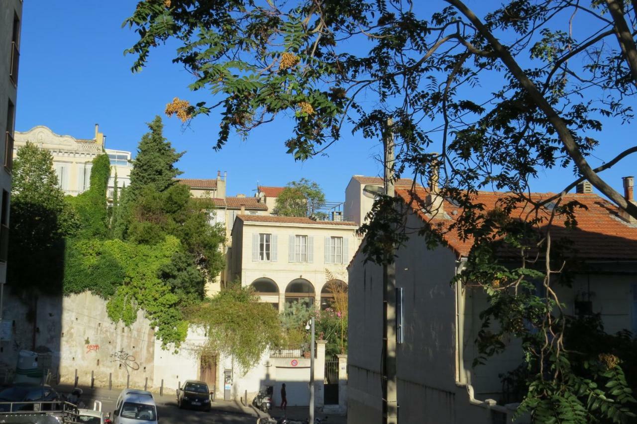 Apartment Calme Et Tres Lumineux, Au Pied De Notre Dame De La Garde Marseilles